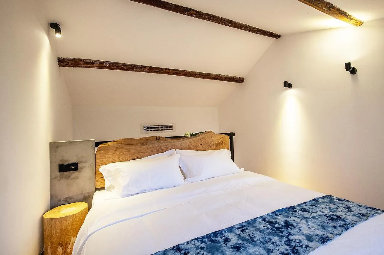 Sunshine Art Studio Homestay In The Alley Suzhou  0*, Suzhou (Jiangsu)