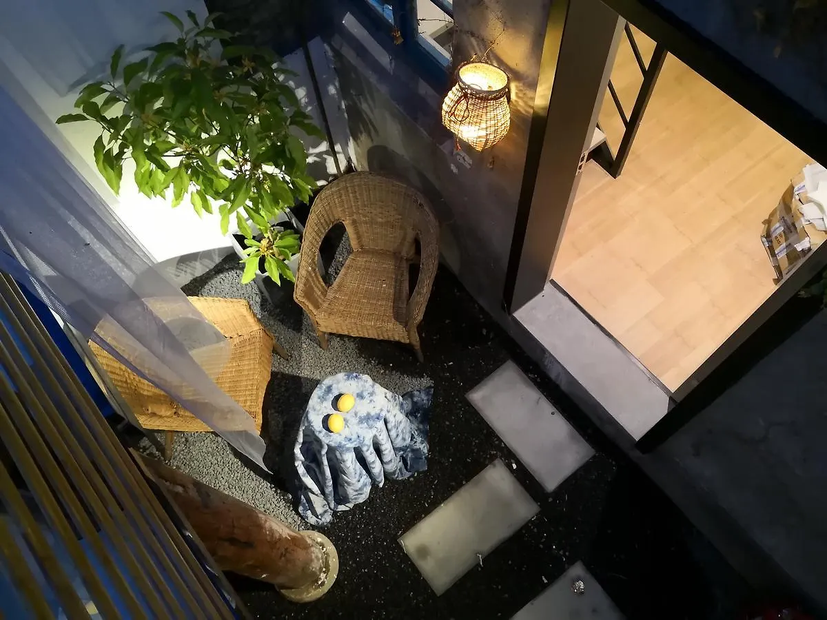Sunshine Art Studio Homestay In The Alley Suzhou